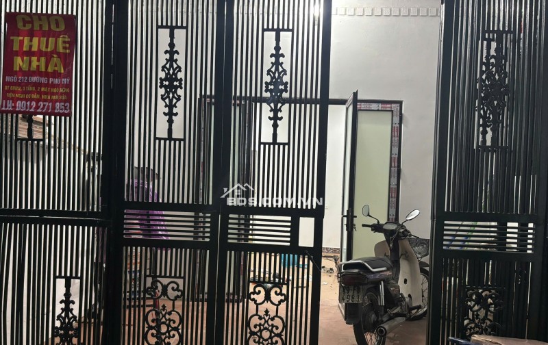 Cho thuê nhà nguyên căn 3 tầng,60m², ngõ 212 Phú Mỹ, gần Bến xe Mỹ Đình